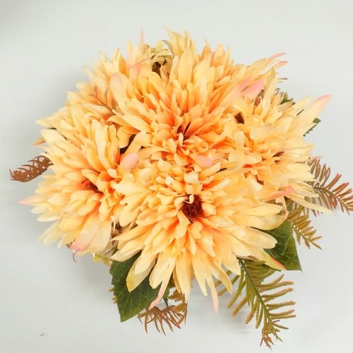 Kunstbloemen - Gele Chrysant met varens kunstbloemen.be