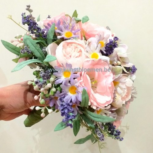 Kunstbloemen - Bruidsboeket in roze-lavendel kleurige tinten kunstbloemen.be