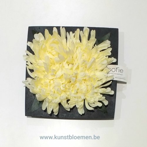 Kunstbloemen - Vierkante schaal met witte Chrysanten kunstbloemen.be